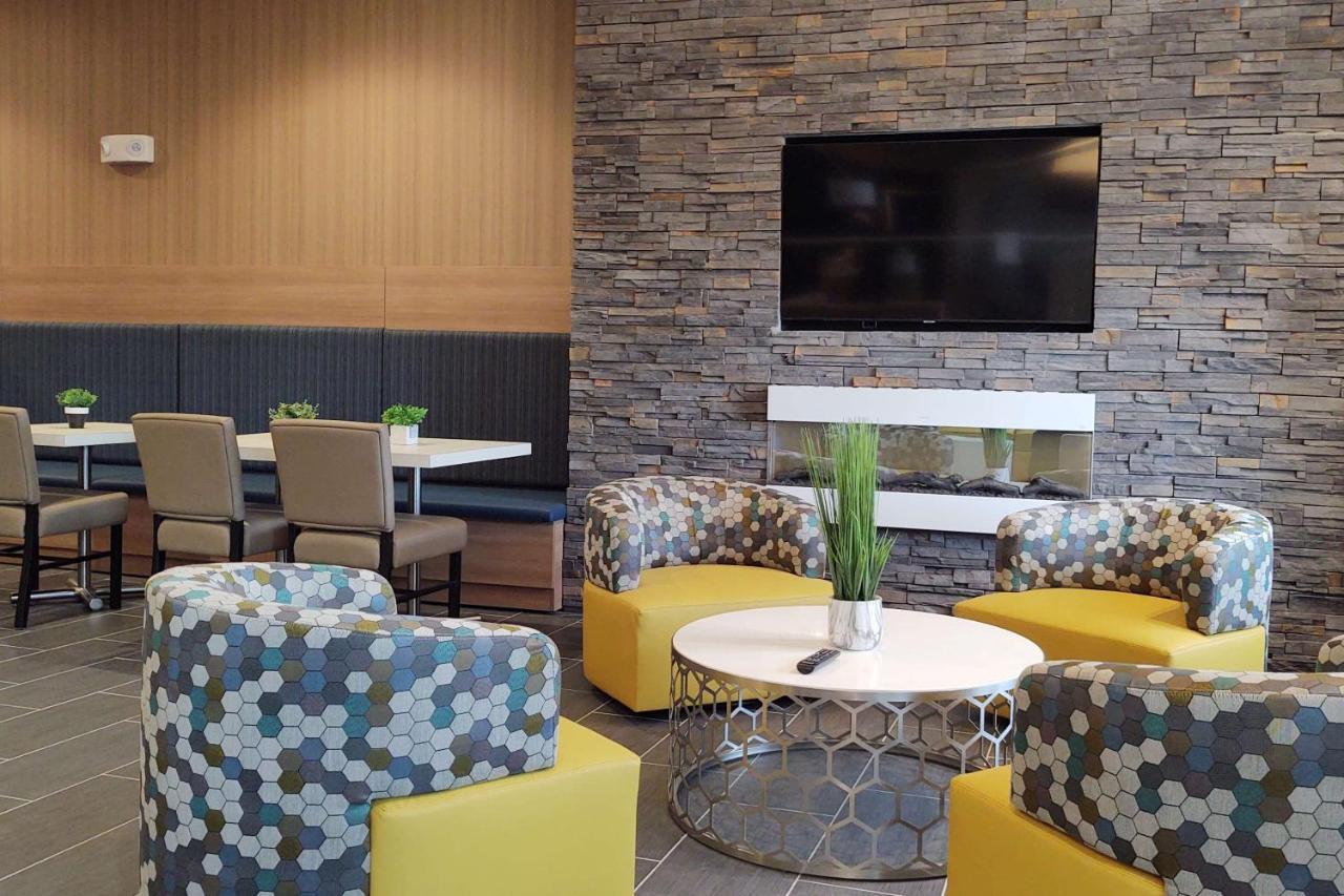 Microtel Inn & Suites By Wyndham Liberty Ne Kansas City Area المظهر الخارجي الصورة