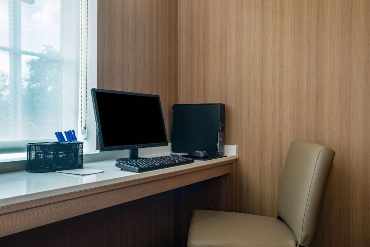 Microtel Inn & Suites By Wyndham Liberty Ne Kansas City Area المظهر الخارجي الصورة