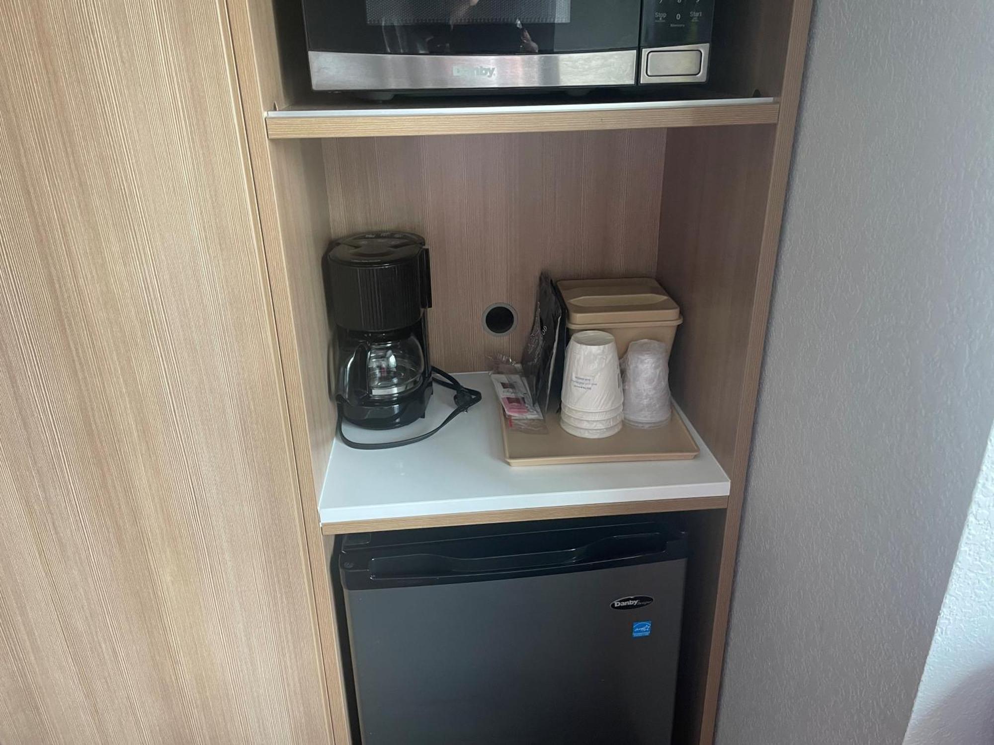 Microtel Inn & Suites By Wyndham Liberty Ne Kansas City Area المظهر الخارجي الصورة
